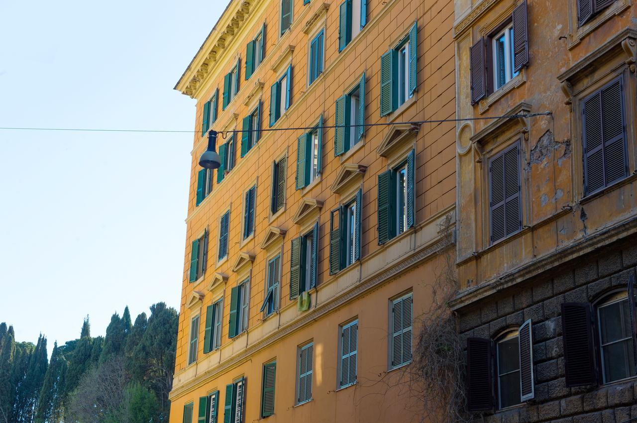 Laurus Colosseo 3*